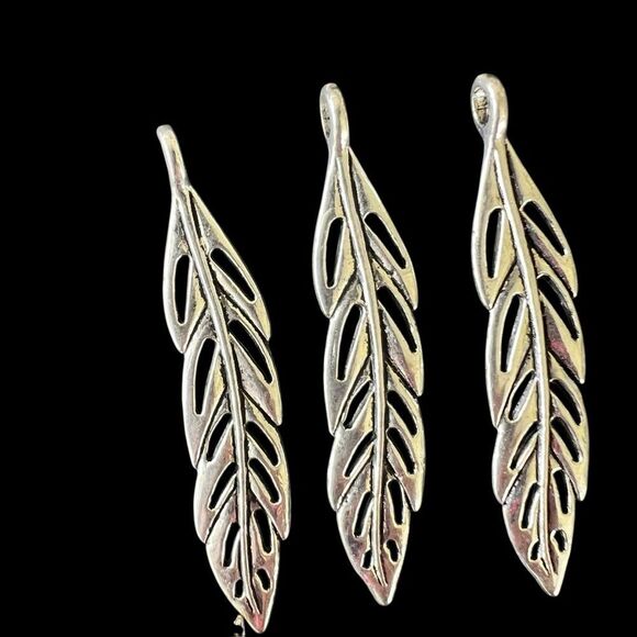 4 Bundles of Silver Tone Leaf Charms 6 of each 24 Total Charms - Picture 10 of 10